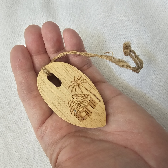 Carribean Joe REPLACEMENT Wooden  Key Ring Keychain Pendant Leather Luggage - Picture 1 of 3